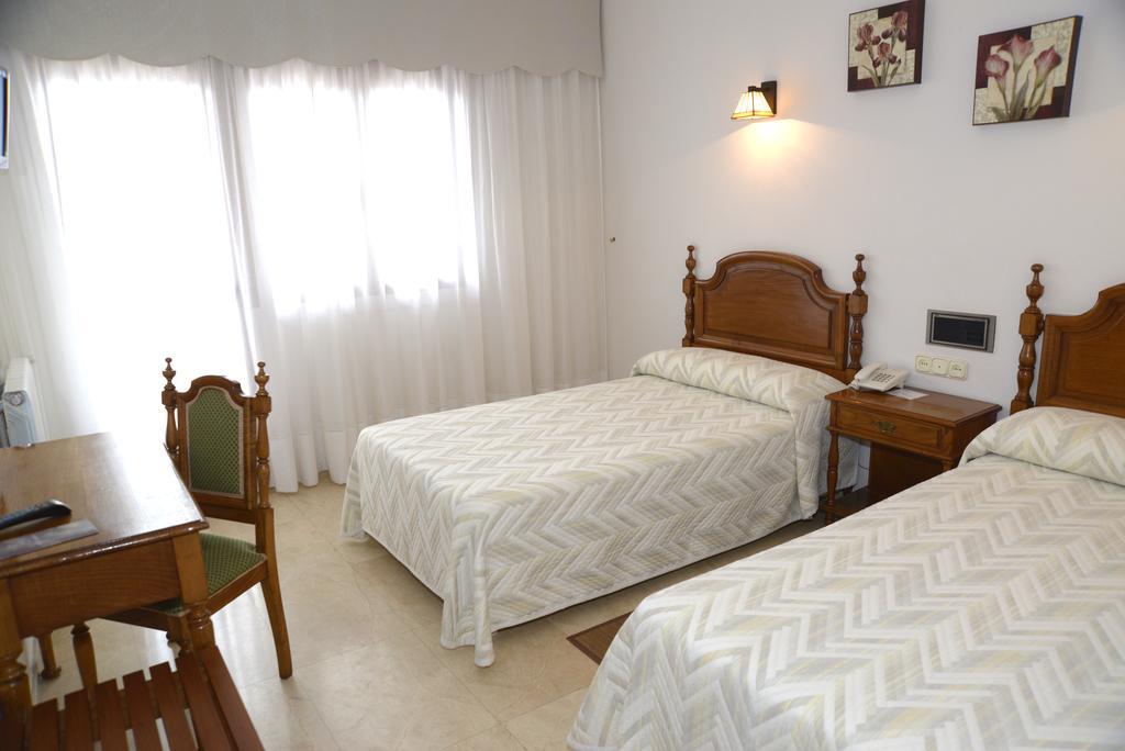 Hotel Serantes O Grove Exterior photo
